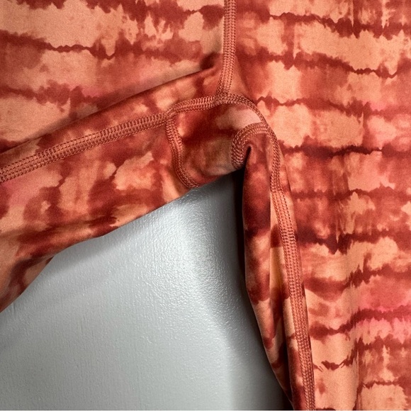 Athleta Elated Printed Capri Leggings - Picture 4 of 14